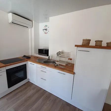 Triplex Avec Terrasse En Rooftop, Au Coeur De * Sète