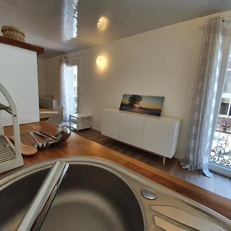 Triplex Avec Terrasse En Rooftop, Au Coeur De Sète