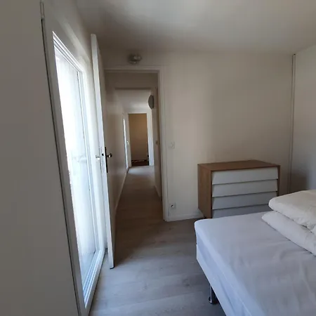 Triplex Avec Terrasse En Rooftop, Au Coeur De Sète