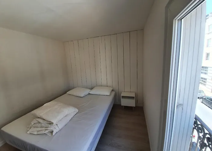 Triplex Avec Terrasse En Rooftop, Au Coeur De *