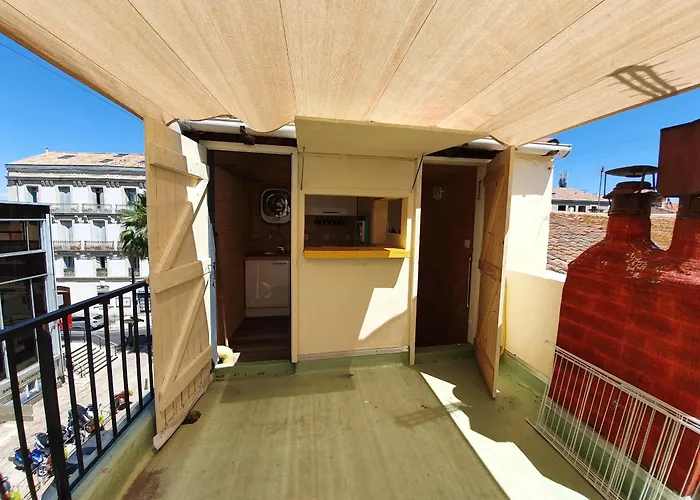 Triplex Avec Terrasse En Rooftop, Au Coeur De Nyaraló *